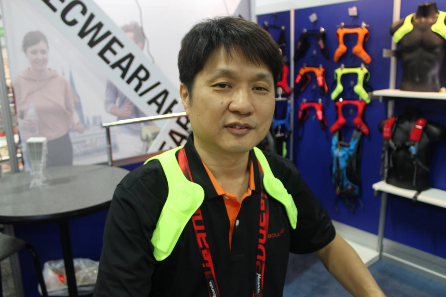 The Elecwear vest also has two 2.0-watt Bluetooth speakers in the front
