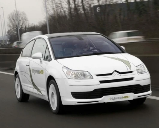 Citroen C4 Hybride HDi