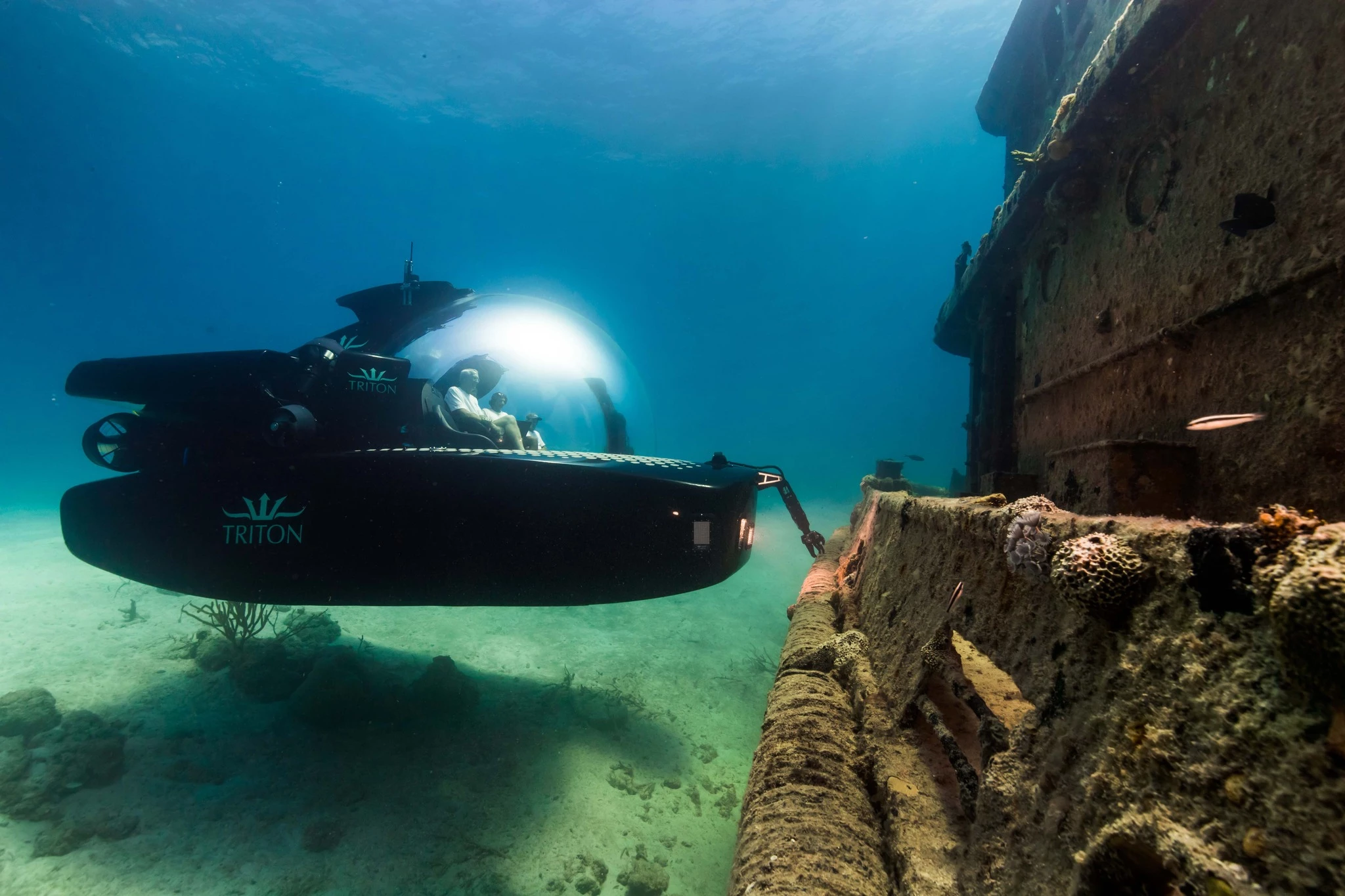 The 1650/7 checking out one of the estimated three million shipwrecks on the ocean floor