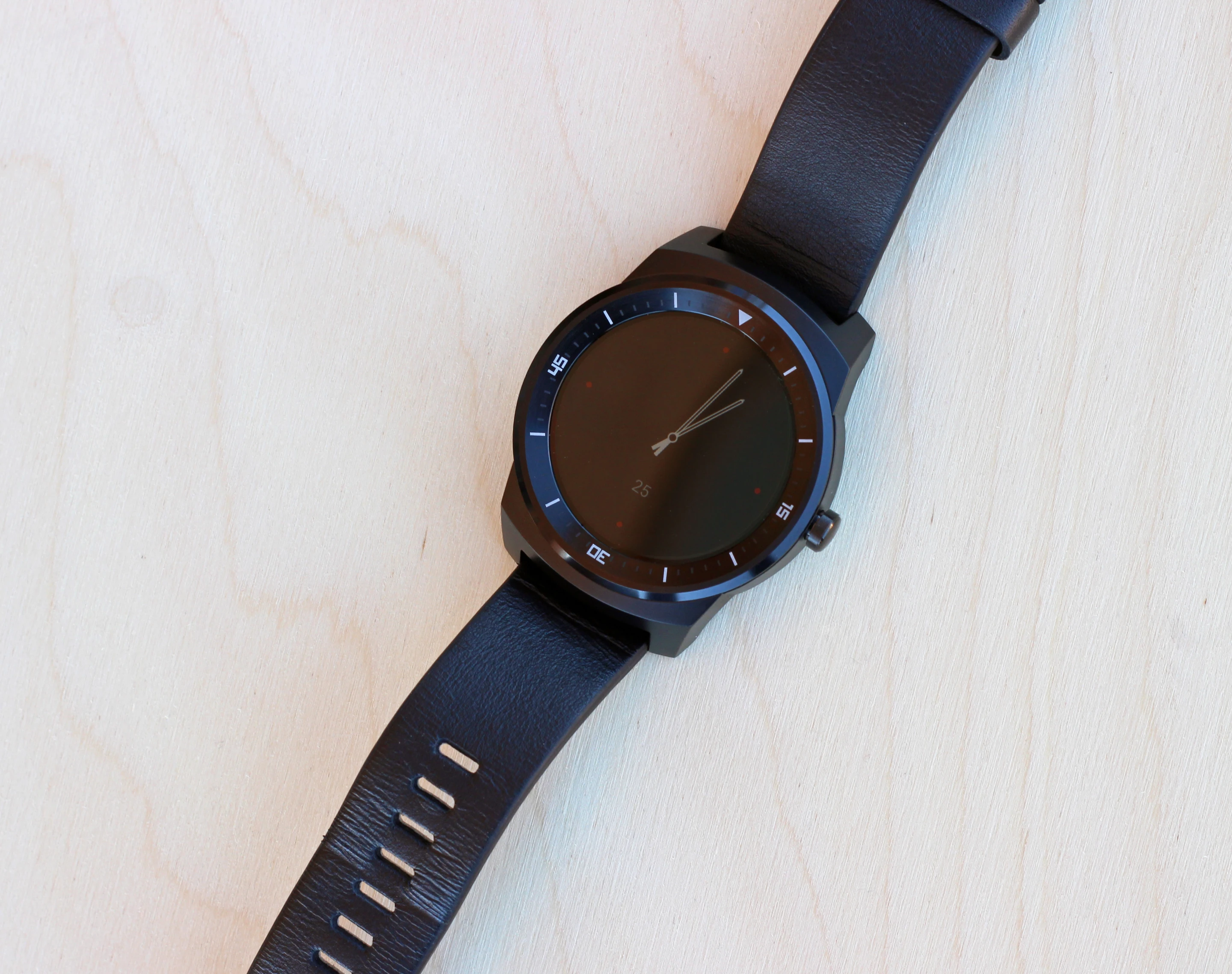 The LG G Watch R is available now (Photo: Will Shanklin/Gizmag.com)
