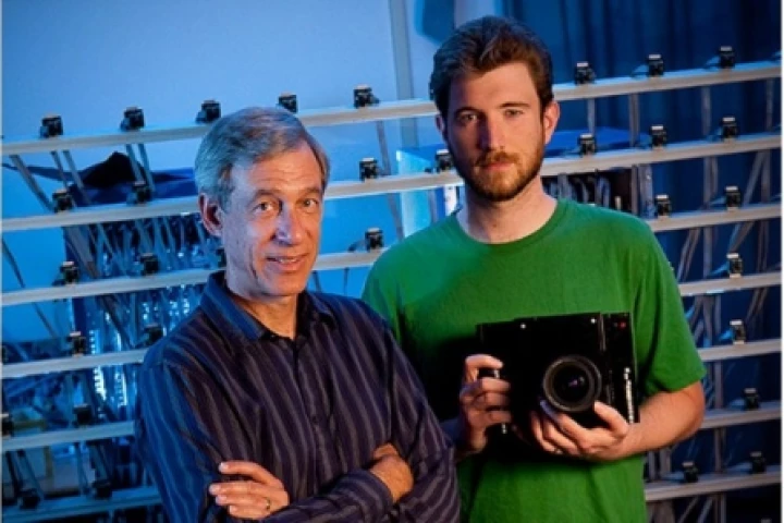 Marc Levoy, professor of Computer Science and of Electrical Engineering and graduate student Andrew Adams with the open source camera