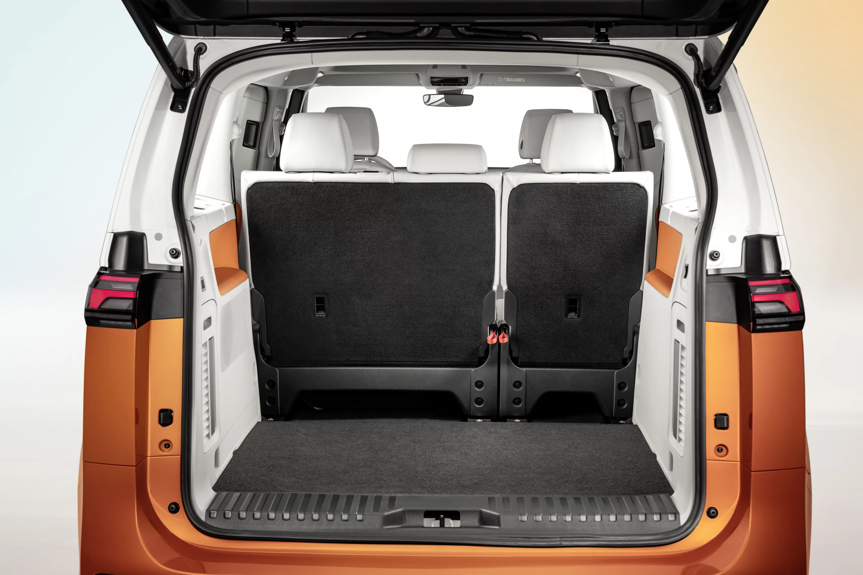 Five-seat ID. Buzz load area