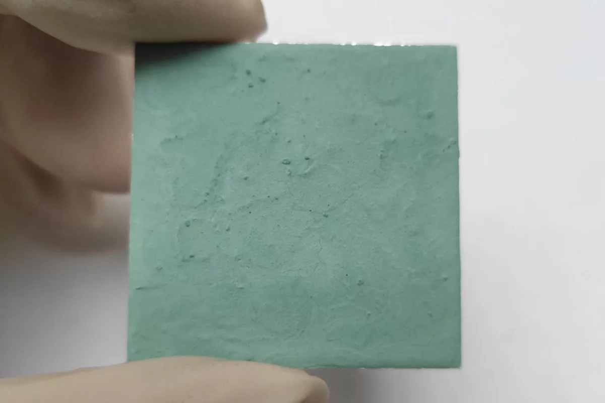 One of the MIL-101(Cr)-coated aluminum sheets used in the study