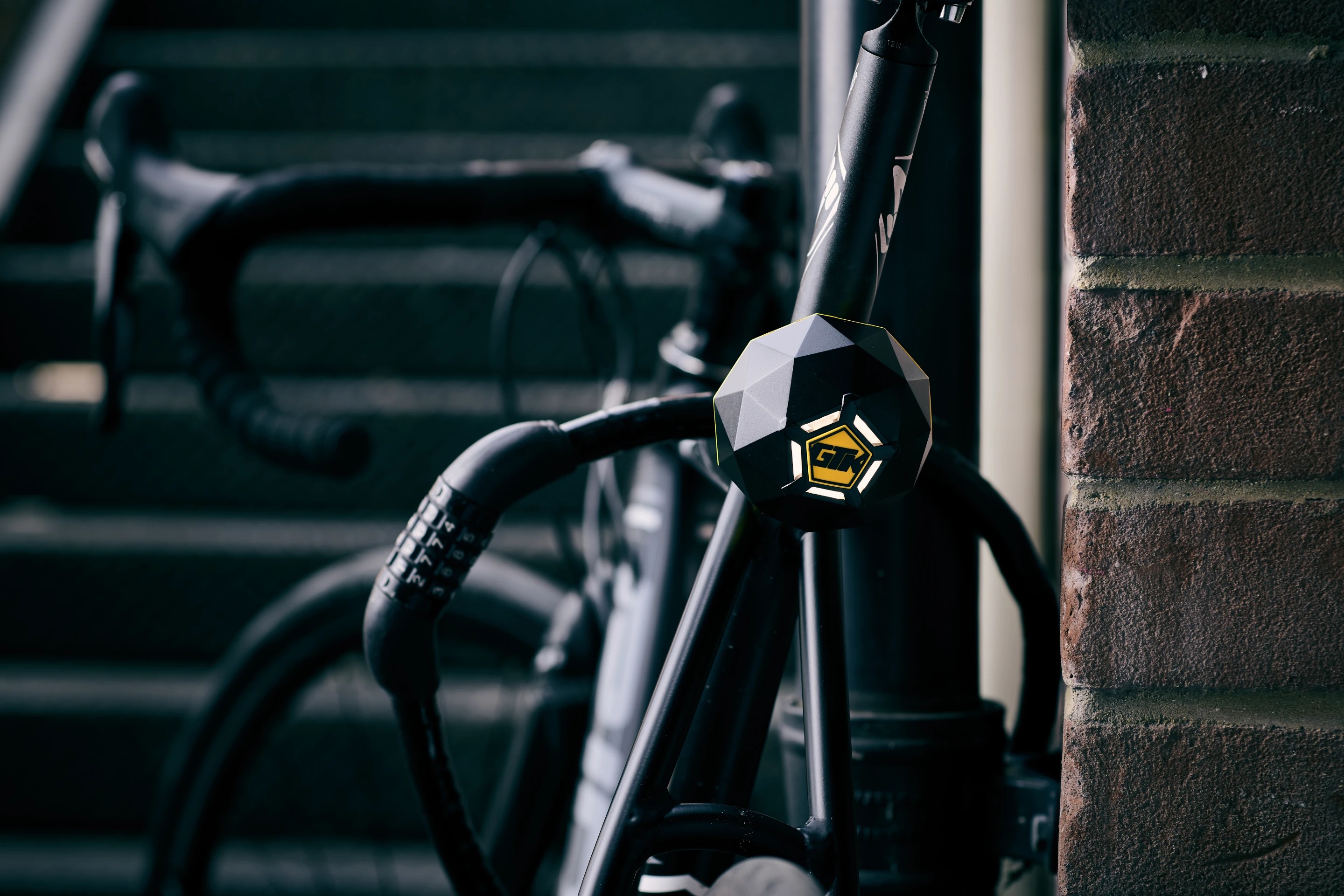 The Limpet has a water- and dust-resistant polypropylene body