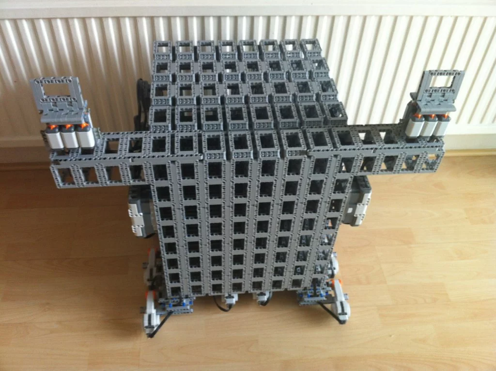The main body block with robot wheels and Mindstorms NXT units in place