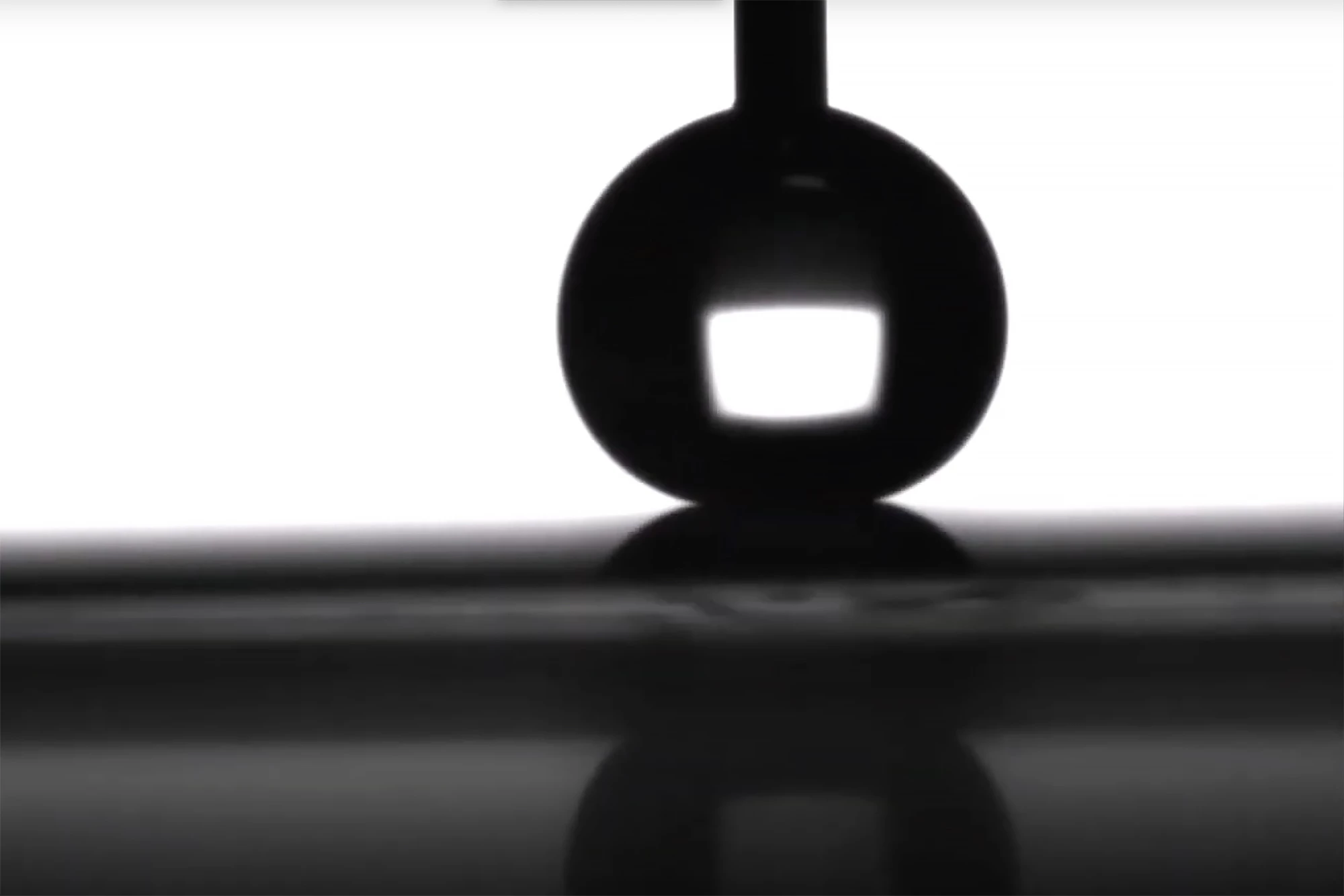 Researchers have created a superhydrophobic surface that can stay dry despite months underwater