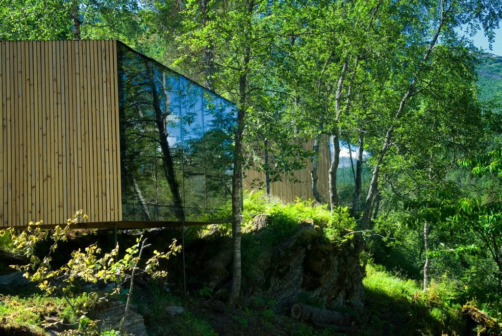 Designed by Norwegian architects Jensen & Skodvin, Juvet is a nature retreat that blends seamlessly with its wild environment