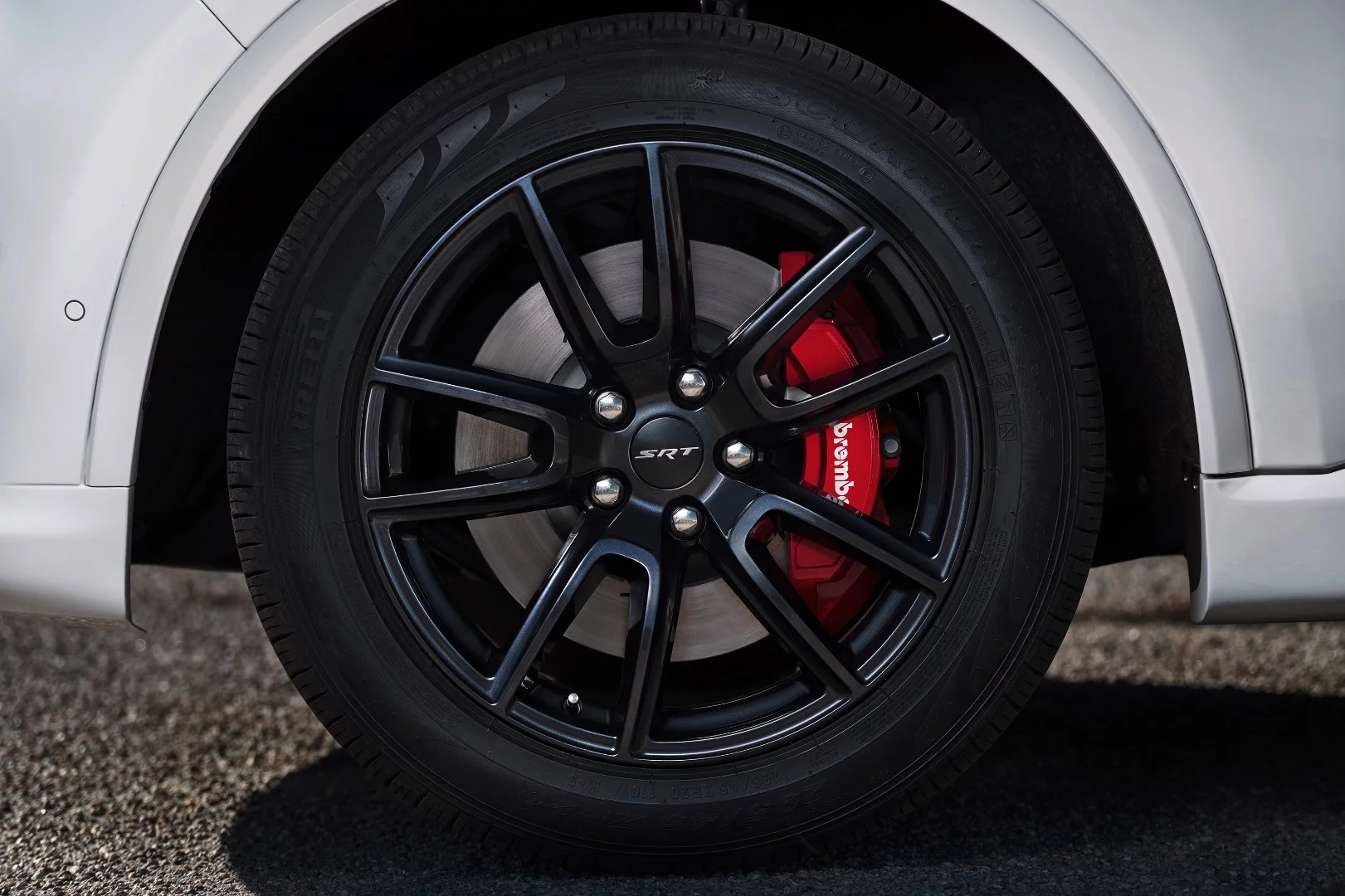 The Durango SRT has 15-in rotors up front, 13.8-in rotors in back