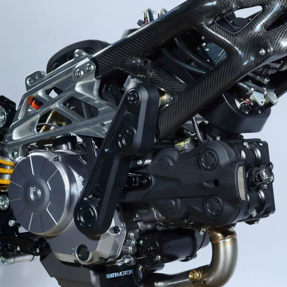 Bimota Supercharger kit: controlled through an ECU that can be accessed through the datalogger on the dash