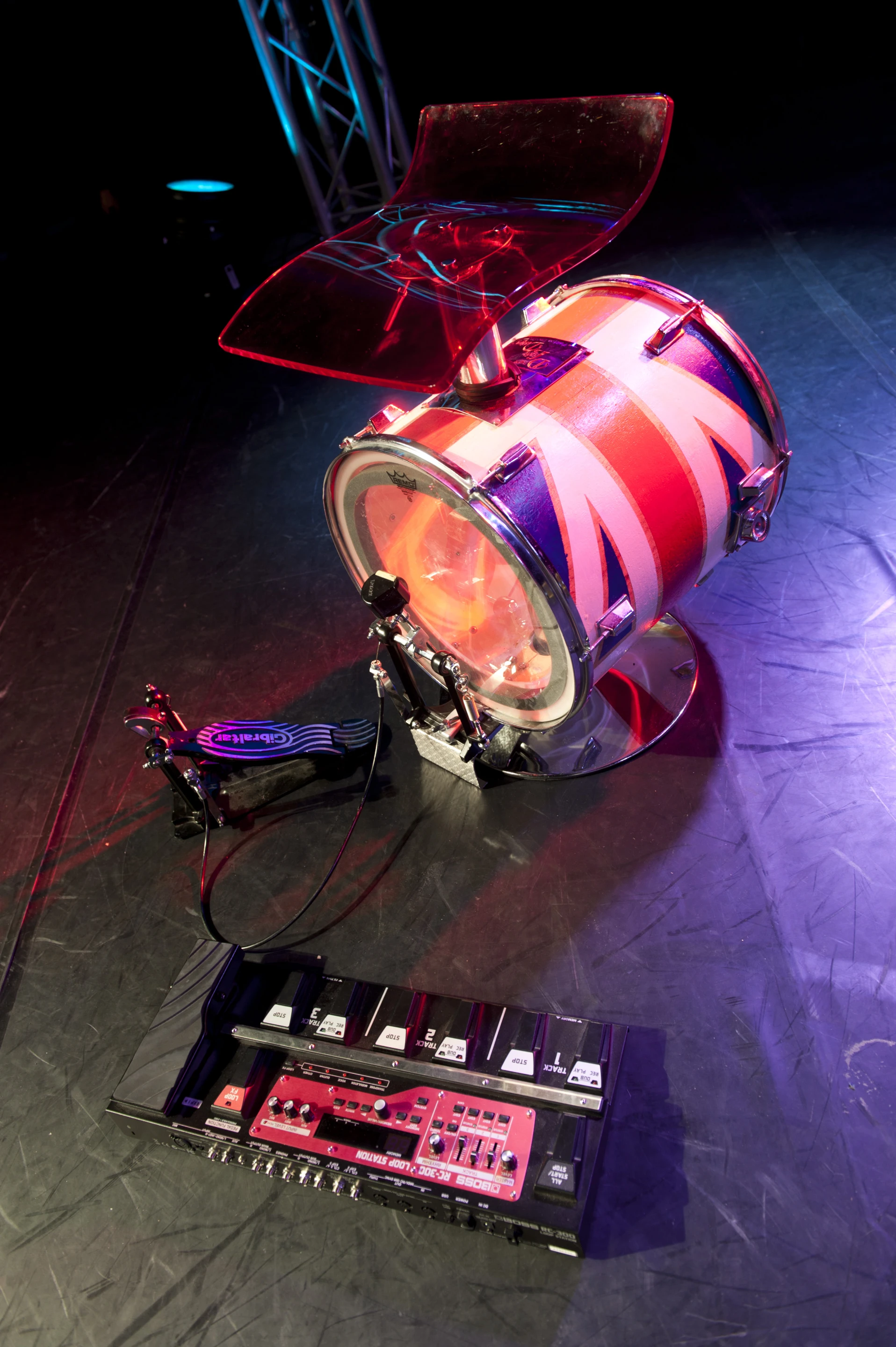 As the kick drum is under the player, there's plenty of room out front for an effects unit