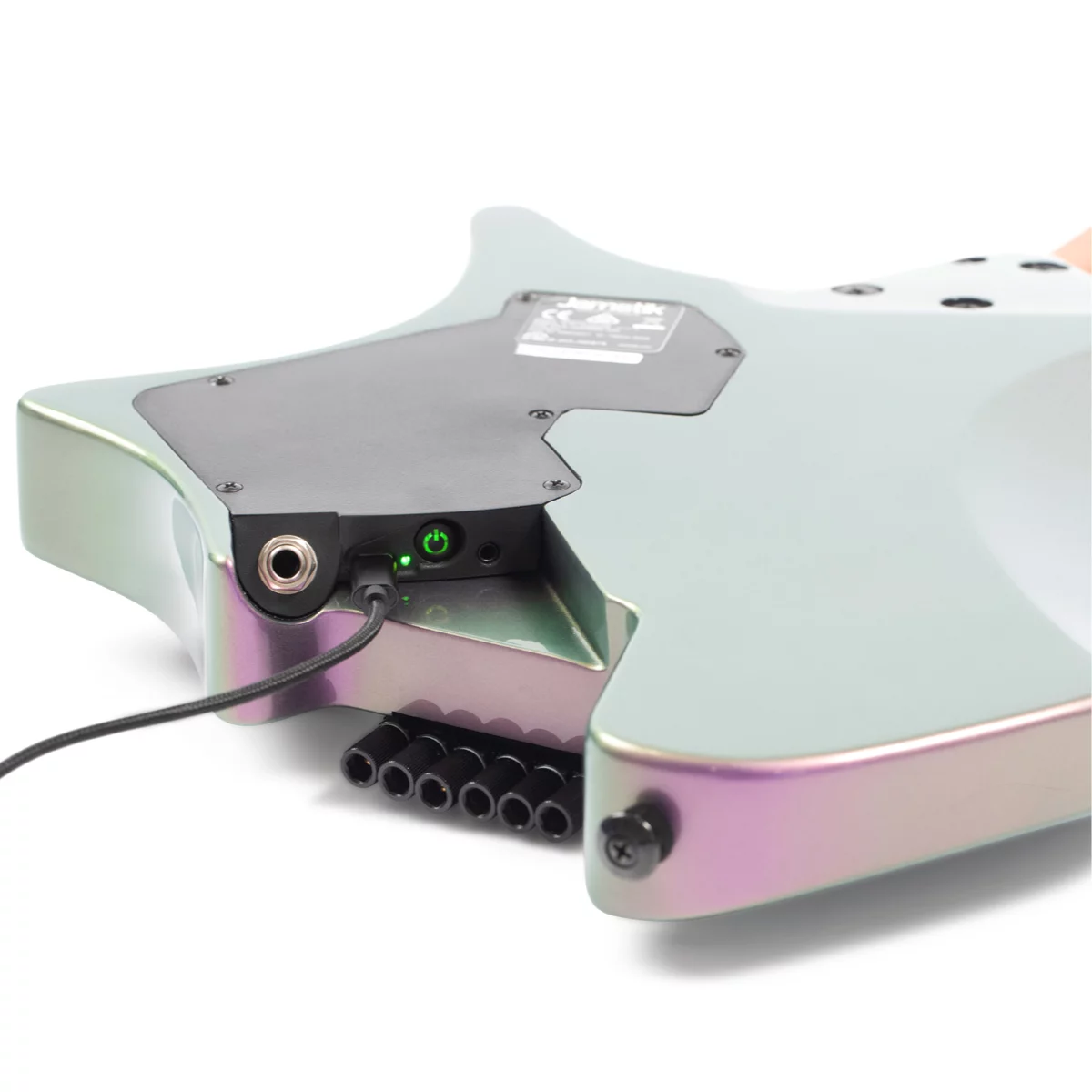 In additional full analog output, the Strandberg x Jamstik Chameleon also features USB-C, TRS-MIDI and Bluetooth