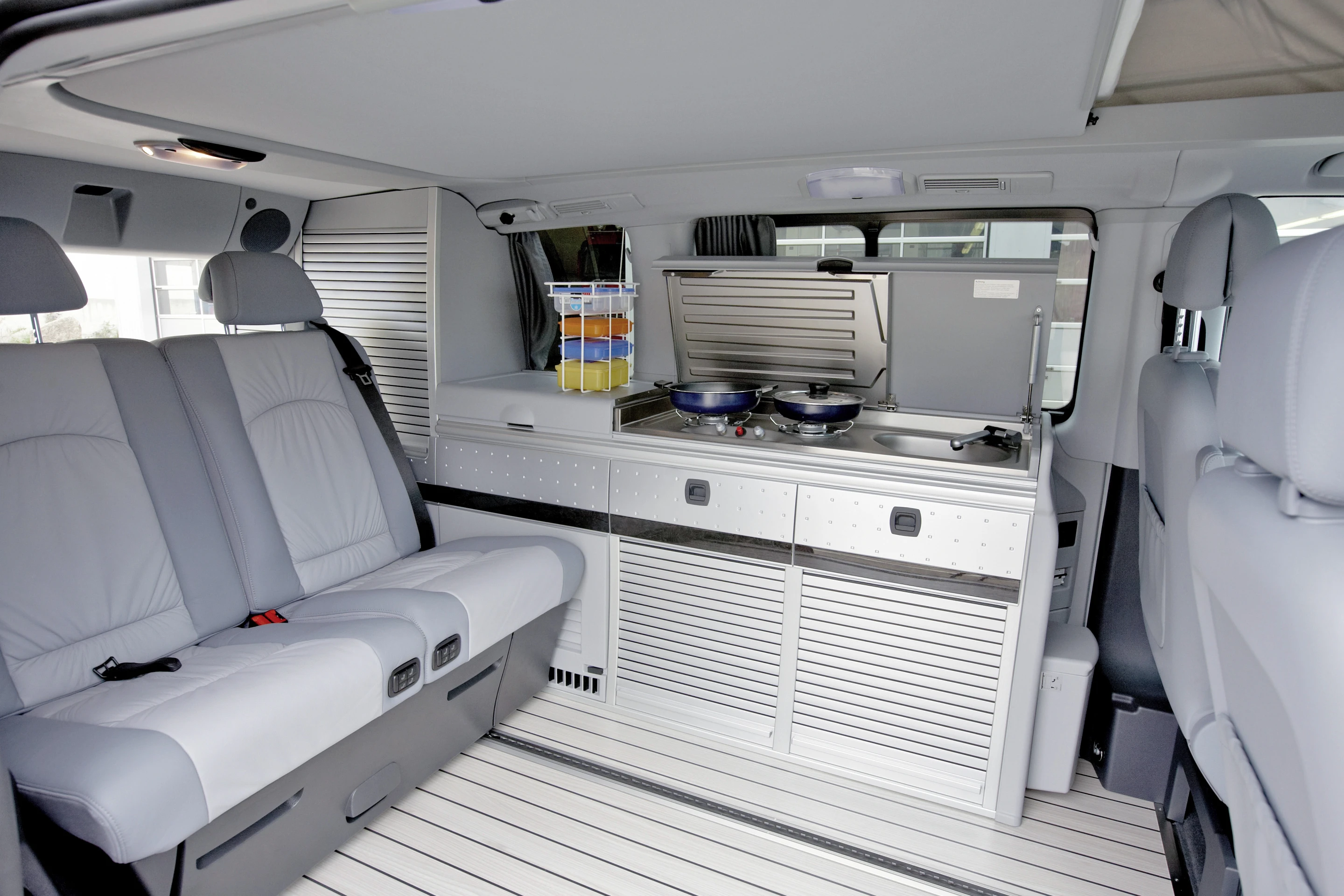 The Viano Marco Polo includes a kitchen with two burner stove, sink and refrigerator (Photo: Mercedes-Benz)