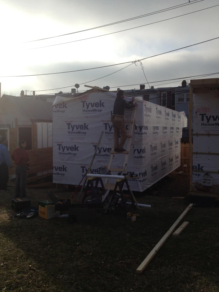 Construction process – house wrapped in tyvek (Photo: Paul Burk Photography)