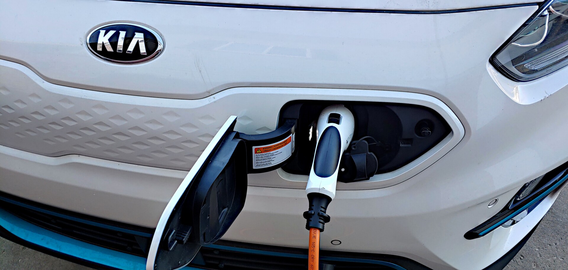 Review Driving the 2019 Kia Niro EV like a rural American