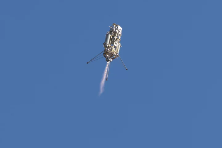 The ADAPT vehicle flew to an altitude of 1,066 ft before descending using LVS and G-FOLD landing technologies (Photo: NASA)