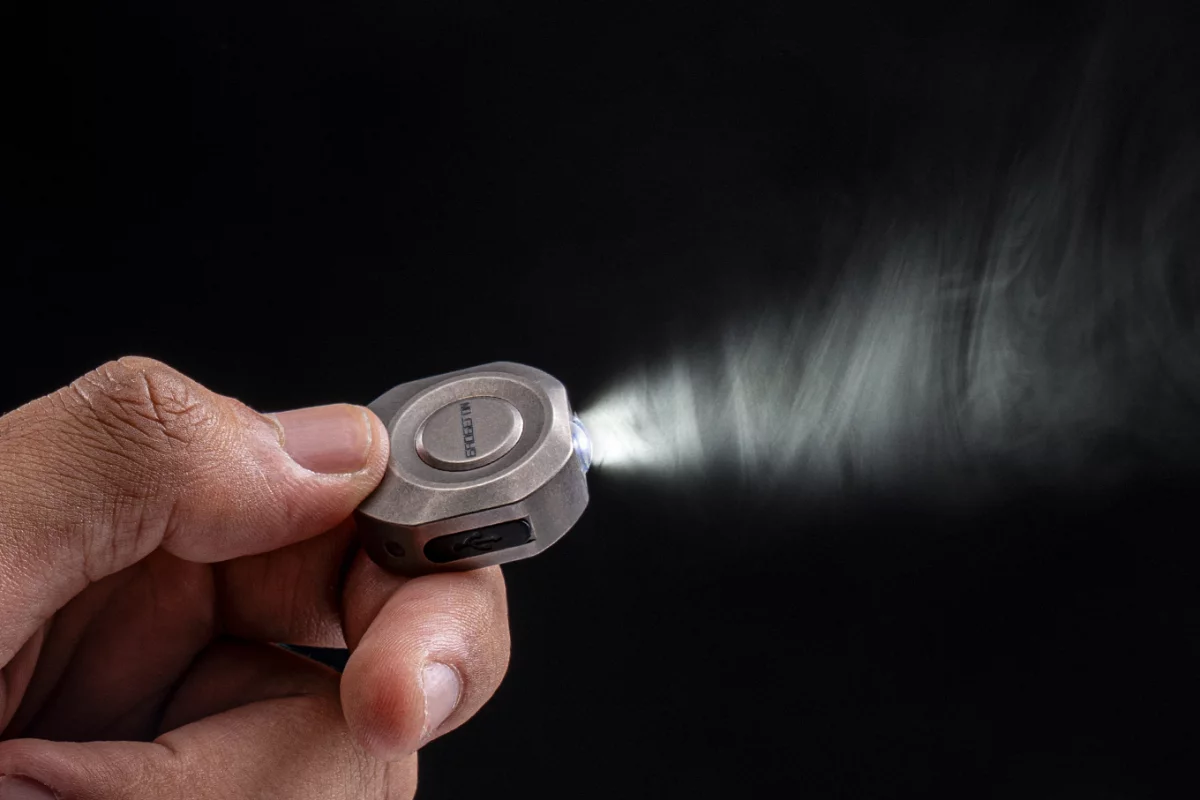 The NanoB9 flashlight is presently on Kickstarter