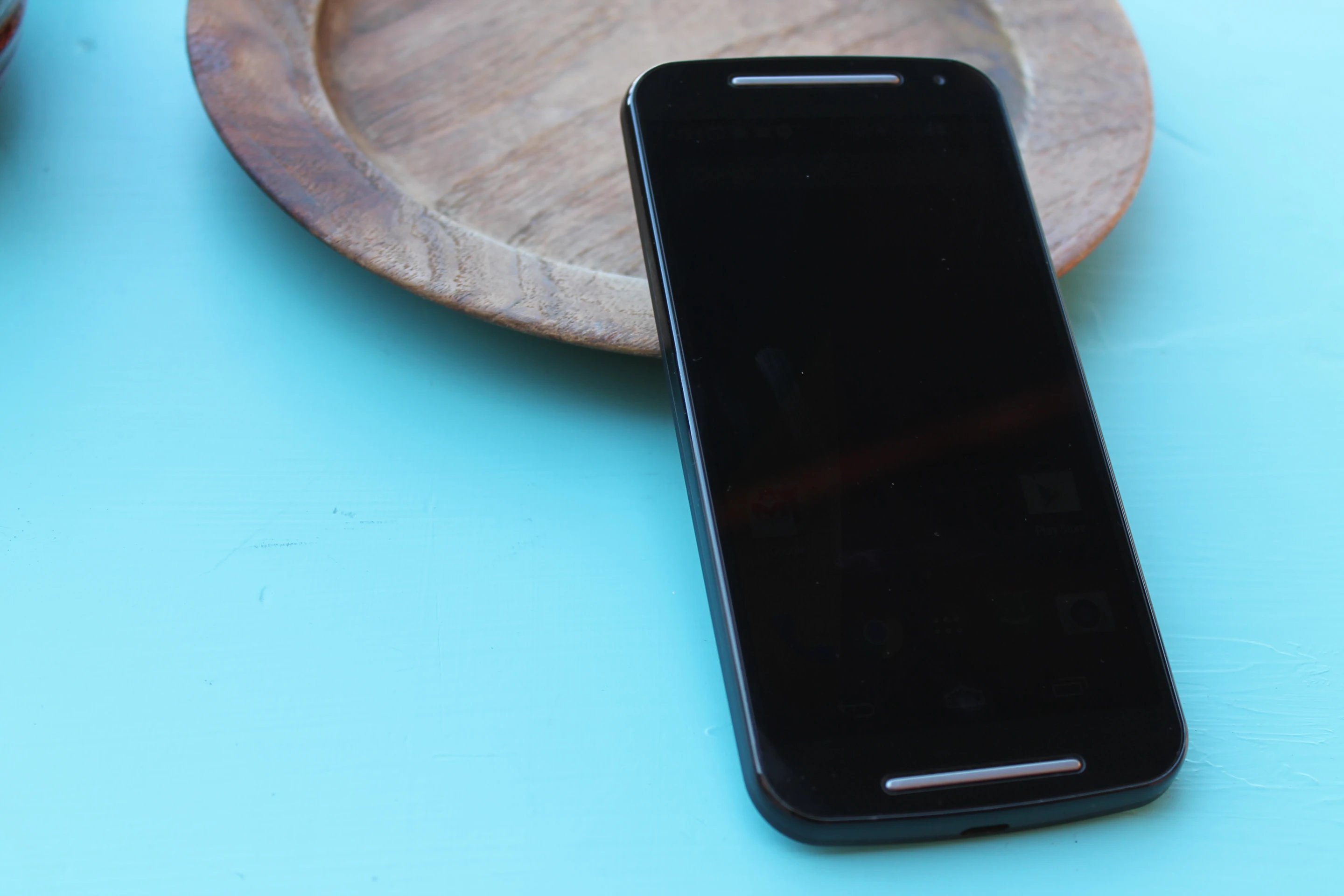 Dual front-facing speakers are one of few hardware upgrades (Photo credit: Eric Mack / Gizmag)