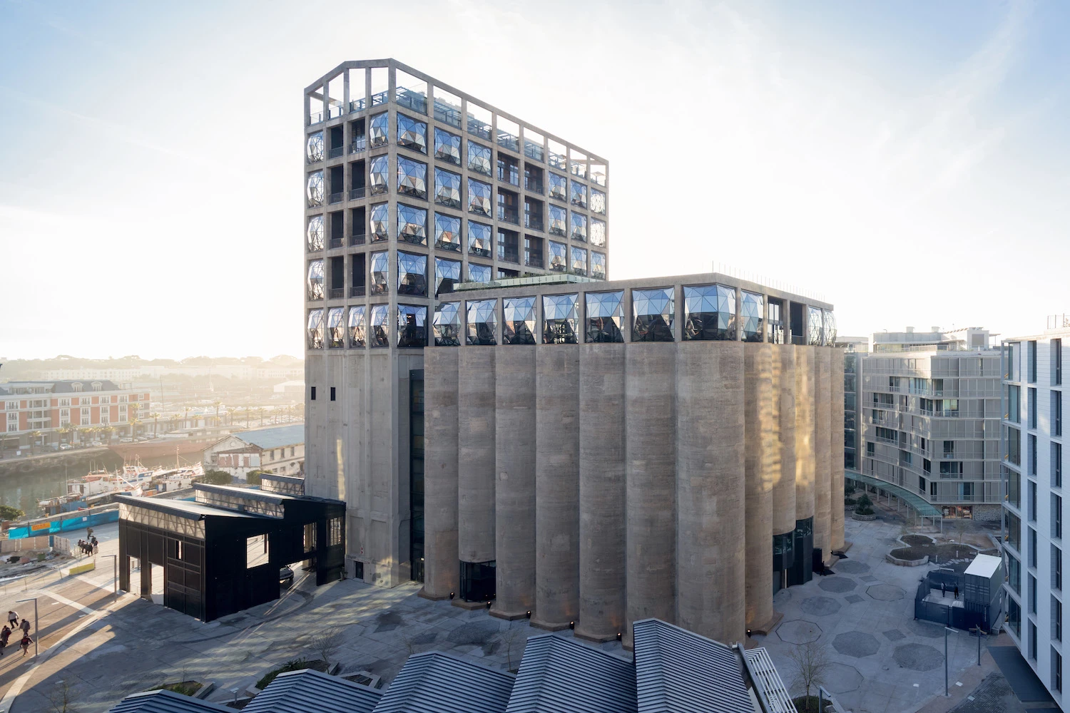 Though the Zeitz MOCAA building looks like a single structure, it comprised a grading tower and 42 concrete tubes inside