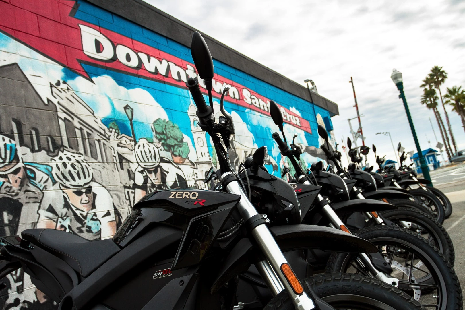 Zero Motorcycles 2016 DSR launch: a break in the rain in Santa Cruz