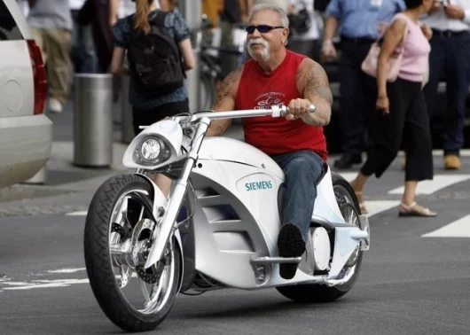 Paul Teutul Snr cruises on the the Siemens Smart Chopper