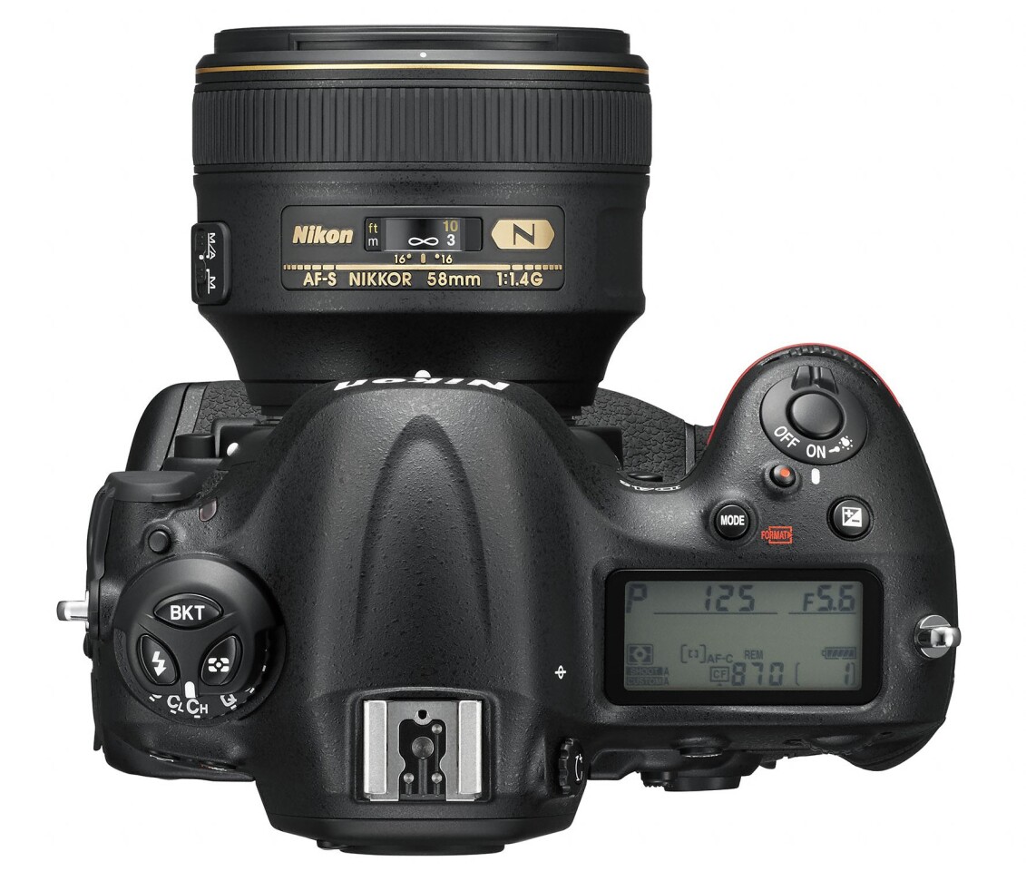The Nikon D4S measures 160 x 156.5 x 90.5 mm (6.3 x 6.2 x 3.6 in) and weighs 1,350 g (2 lb 15.6 oz)