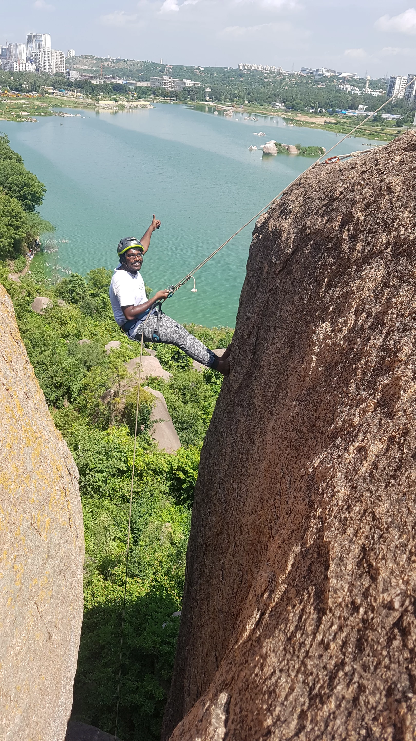 India rocks! Venkata Karthik Tupili set his goals high, originally aiming to travel 160,000 by motorcycle but the final tally of 140,094.1 km was enough to secure a Guinness World Record