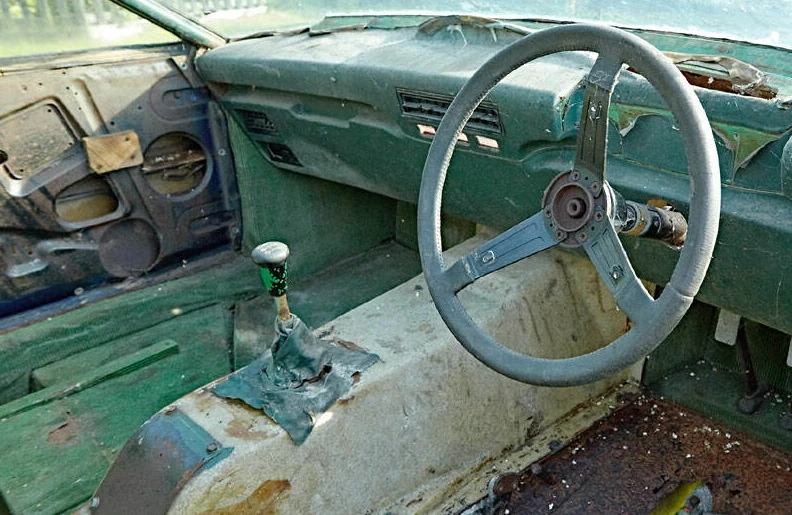 The Sotheby Special has a 5-speed ZF gearbox