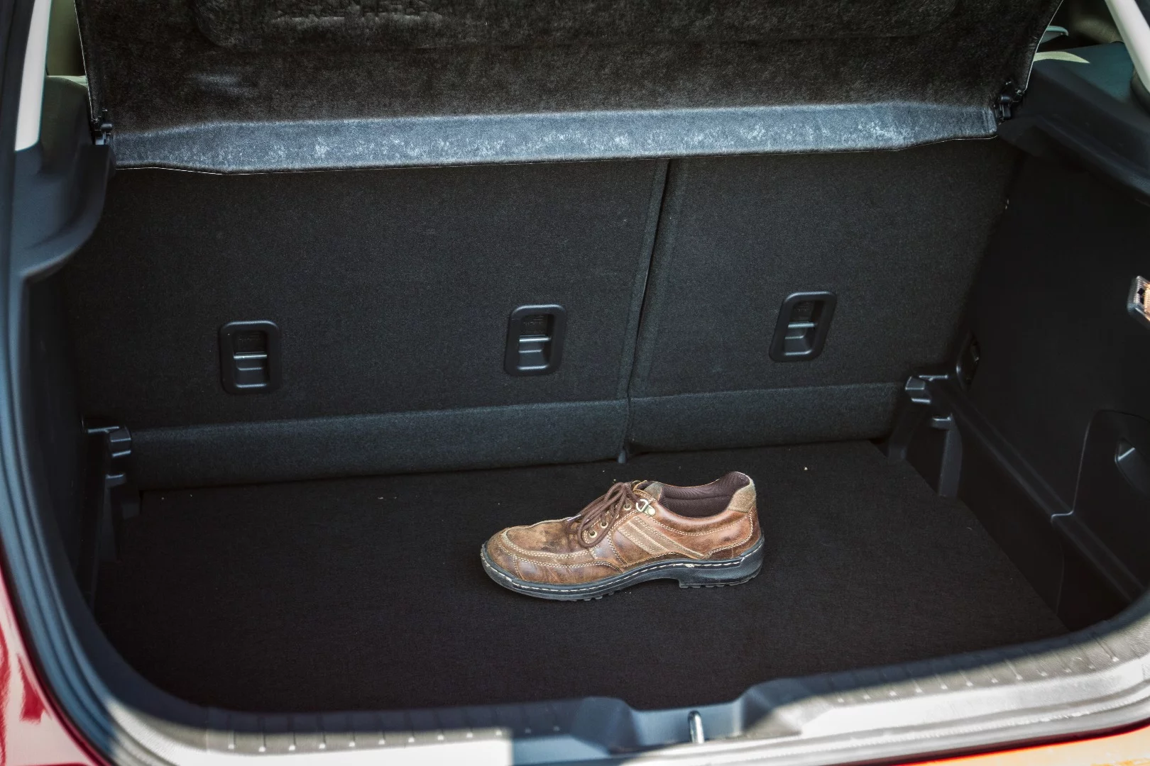 A new, highly scientific method for measuring bootspace: the almost-central size 11 shoe test