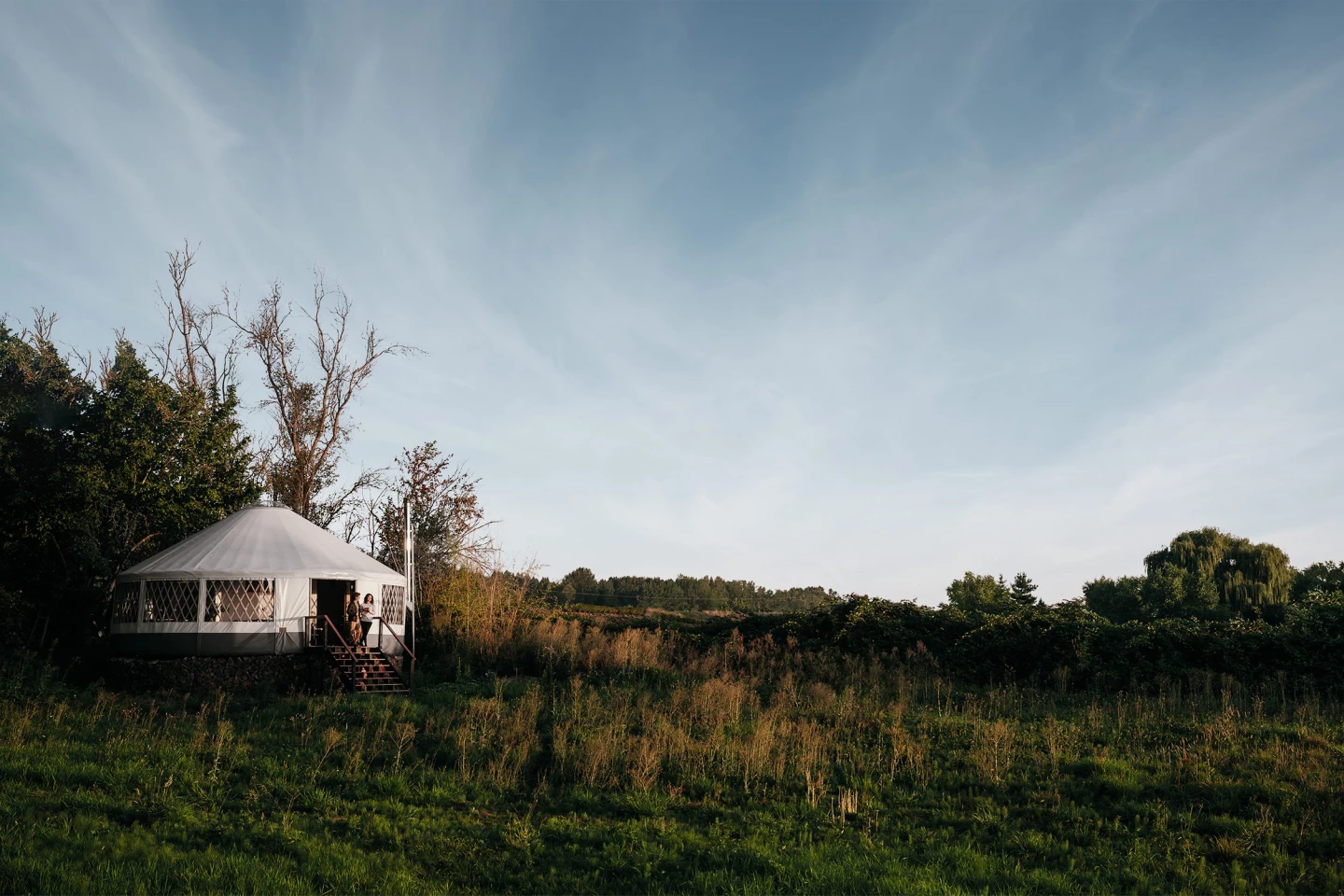Located approximately 20 minutes outside of Portland, Oregon, the gorgeous botanical yurt home took the couple close to six months to complete