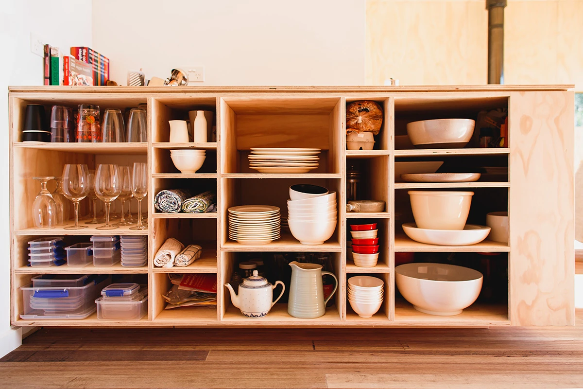 There's plenty of storage space in this weekend retreat (Photo: Branch Studio Architects)