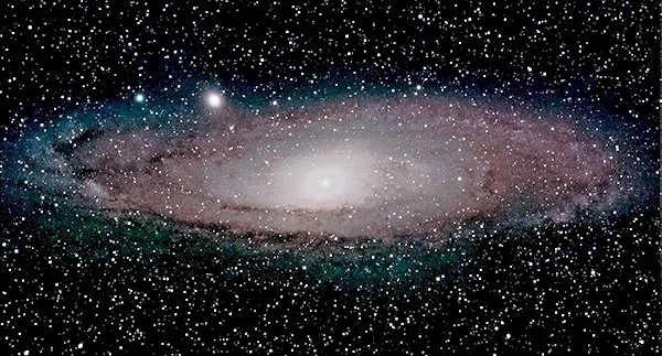 Astrophoto of M31, the Andromeda Galaxy, taken with an 85mm (3.35 in) diameter Takahashi apochromatic refractor and Innovation Foresight's new ON-Axis Guider (ONAG)