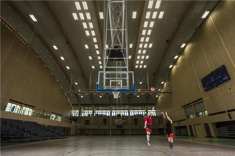 The Wave's walls have chilled water coils installed, which cool the wind that enters the hall