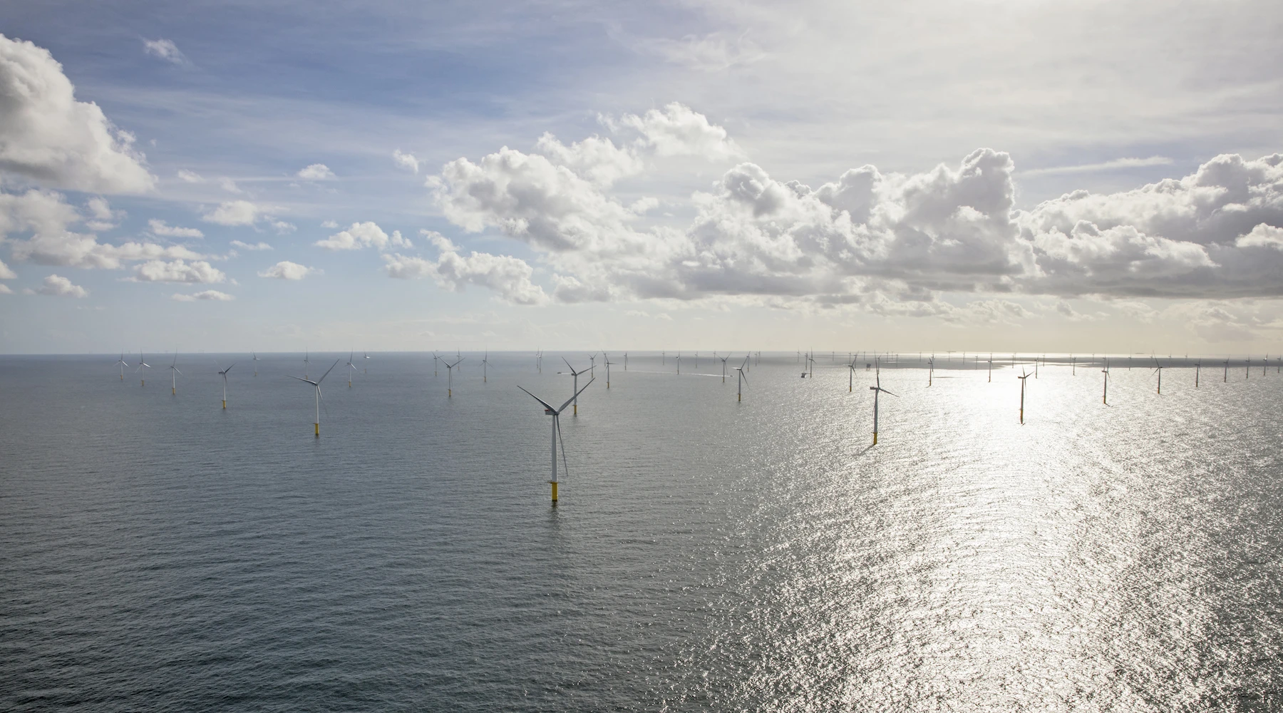 The Gemini wind farm is made up of 150 turbines spread out across 68 sq km (26 sq mi), and can generate about 2.6 TWh of electricity every year