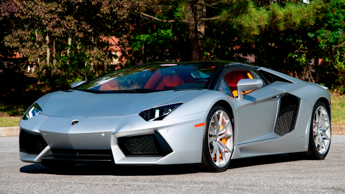 This 2017 Lamborghini Aventador LP700-4 Roadster sold for $737,000 at Mecum's 2022 Kissimmee sale on 15 January 2022