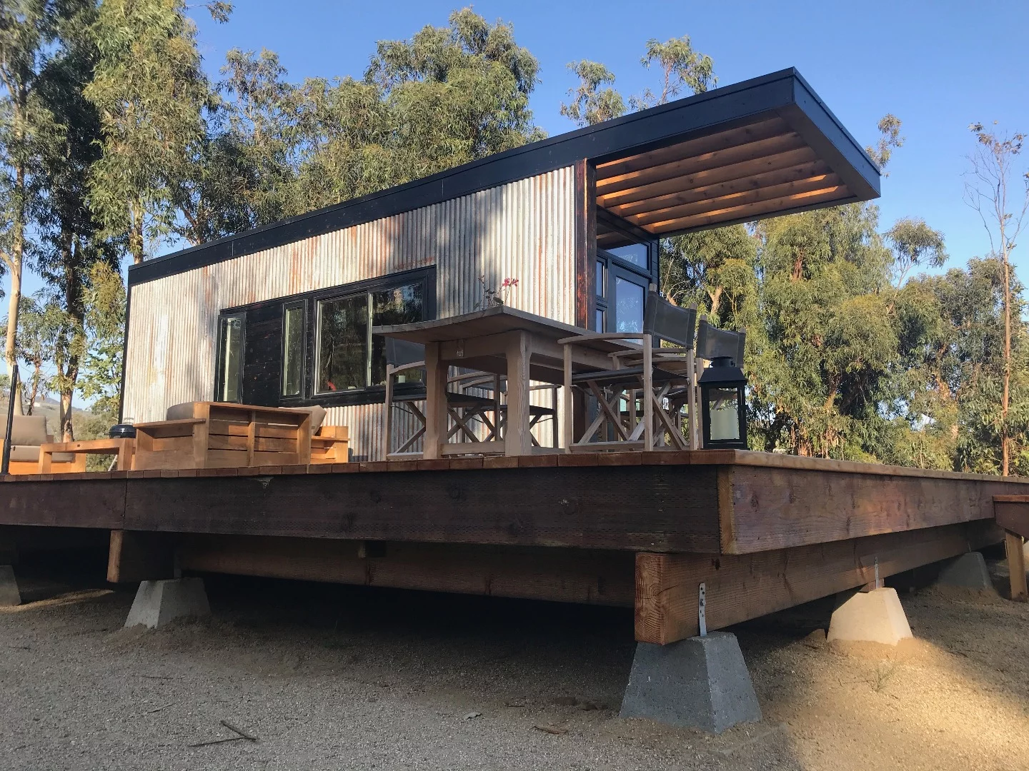 The base model Cornelia tiny house measures 24 ft long and 8 ft 6 in wide (7.3 x 2.6 m)