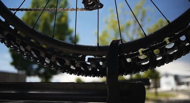 A thin sidewall may be added, to keep out mud and trail debris