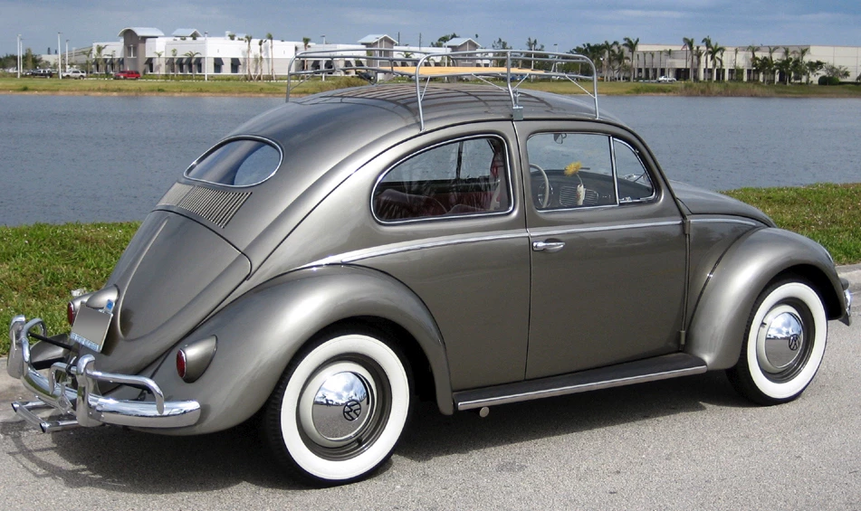 This 1957 Volkswagen Beetle soldfor $39,270 at a Barrett-Jackson Palm Beach auction in 2006 | Auction Link