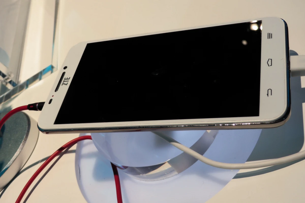 ZTE's original Grand Memo – a successor device will be announced at Mobile World Congress
