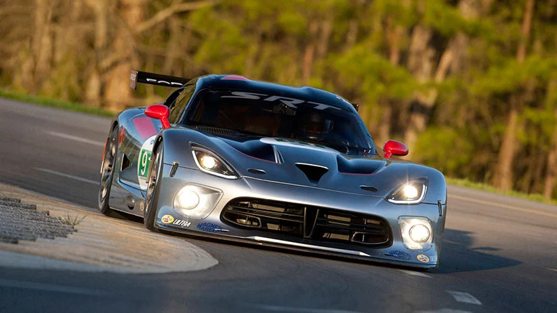 The 2013 SRT Viper GTS in race trim