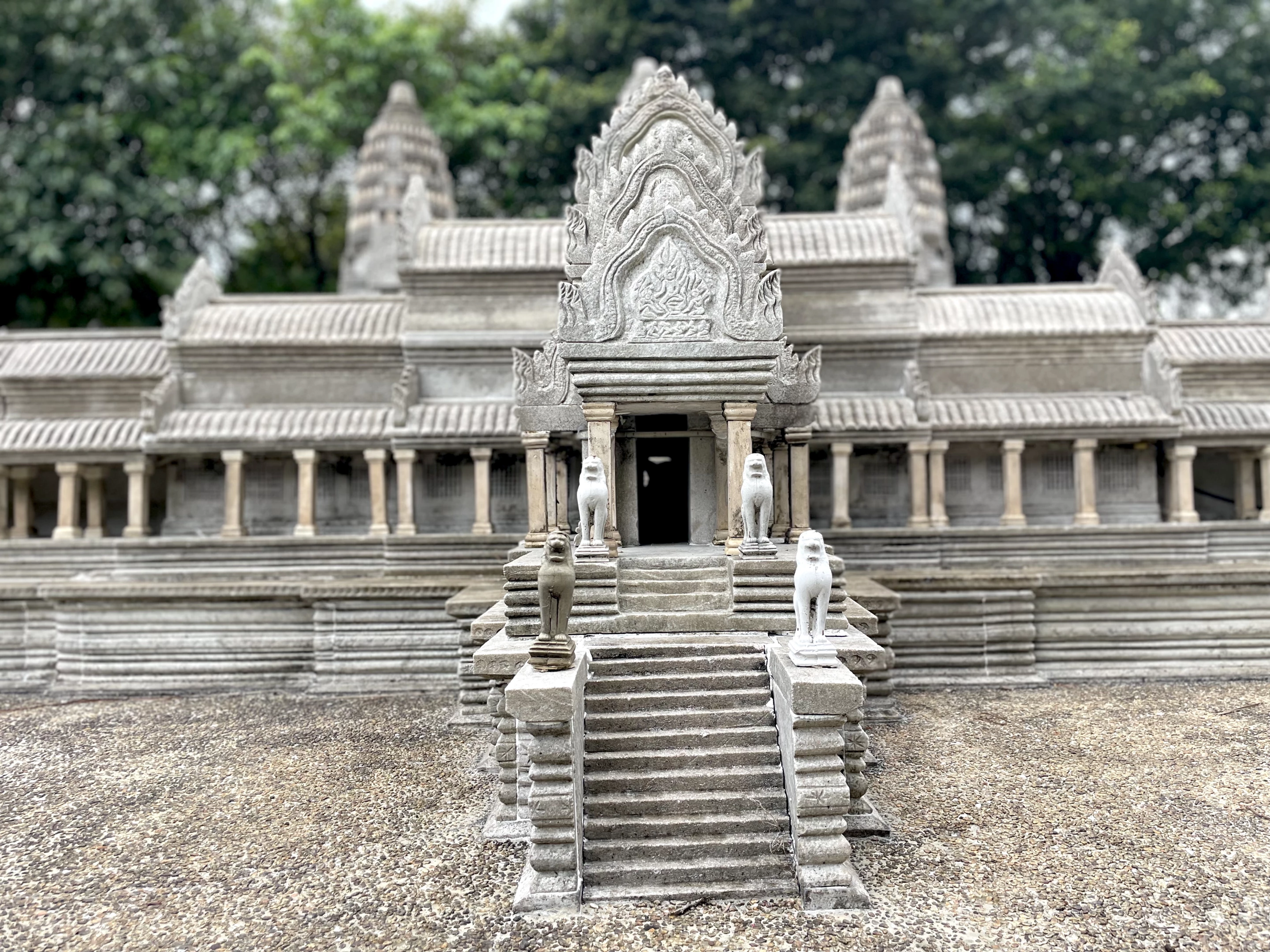 The sprawling ancient Buddhist temple of Angkor Wat (Cambodia) also featured impressive small-scale attention to detail