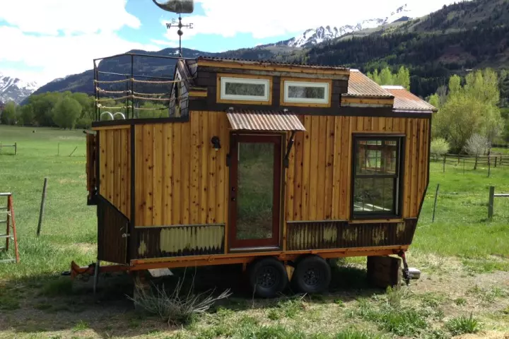 The tiny house can also be outfitted with solar power and batteries if the owner wishes to go fully off-the-grid