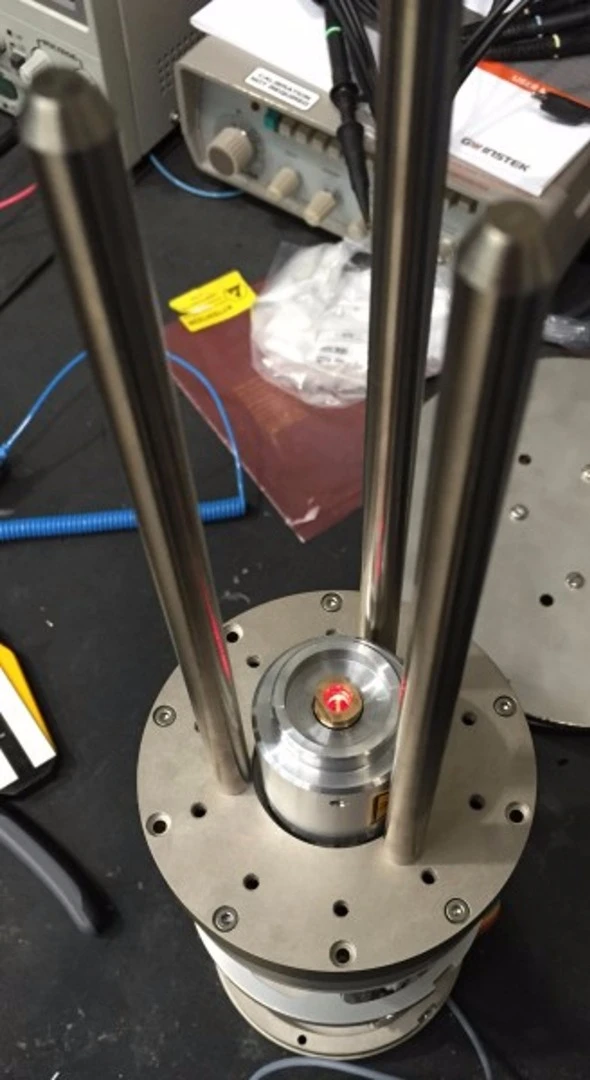 Detail of the LaserPipe alignment assembly