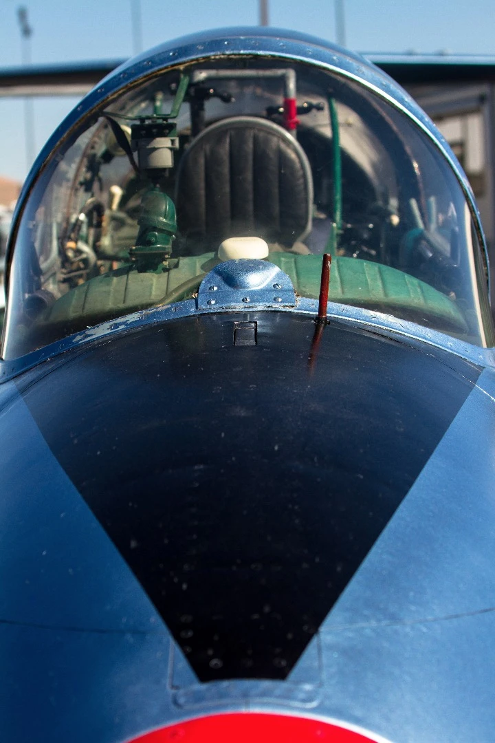 Miss Independence: cockpit