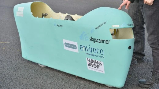 Visibility has been improved by the addition of a window panel for Obree to see out of when cycling (Photo: Rick Robson)