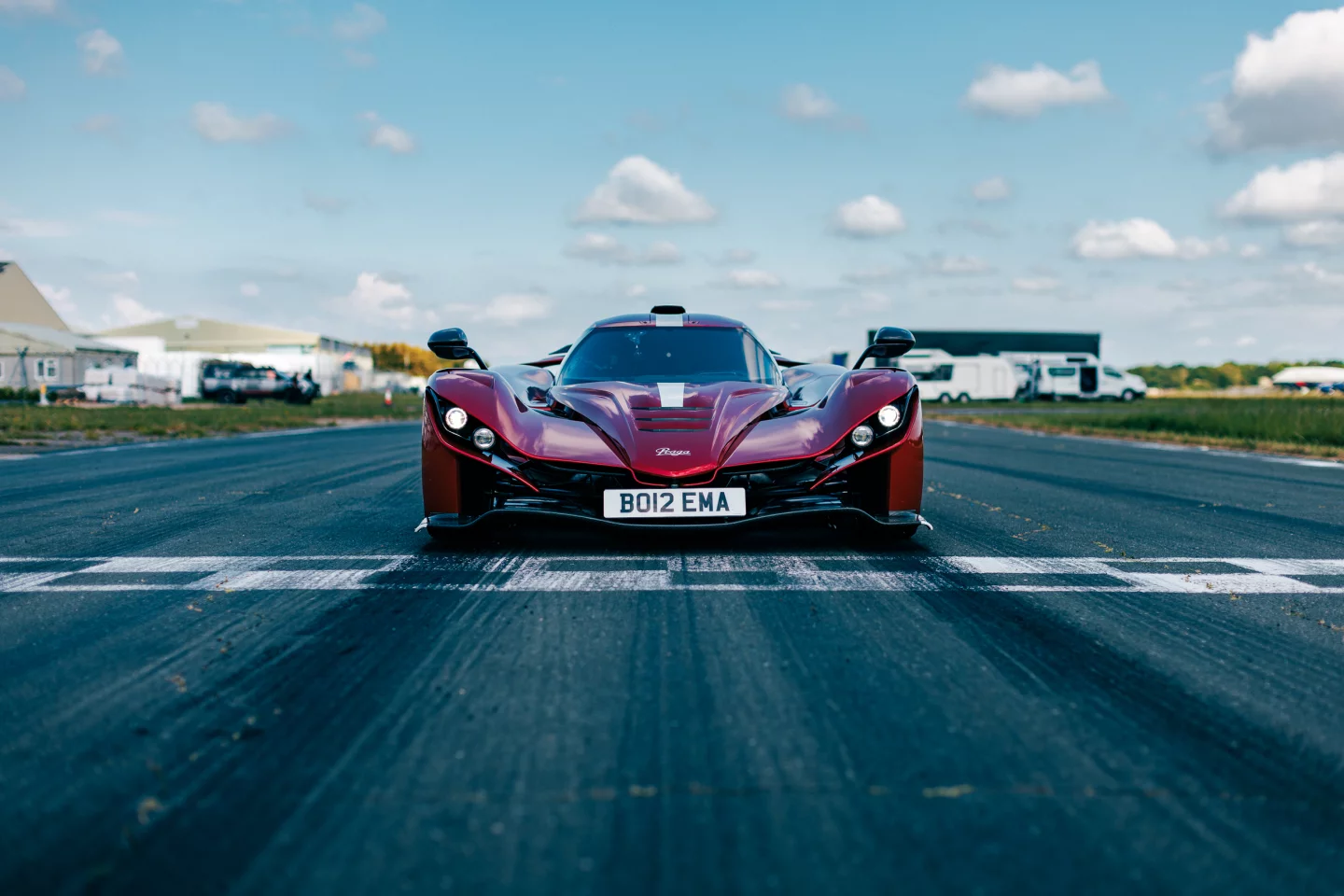 The Praga Bohema is powered by a modified Nissan GT-R 3.8-liter twin-turbo V6 engine that produces 700 horsepower