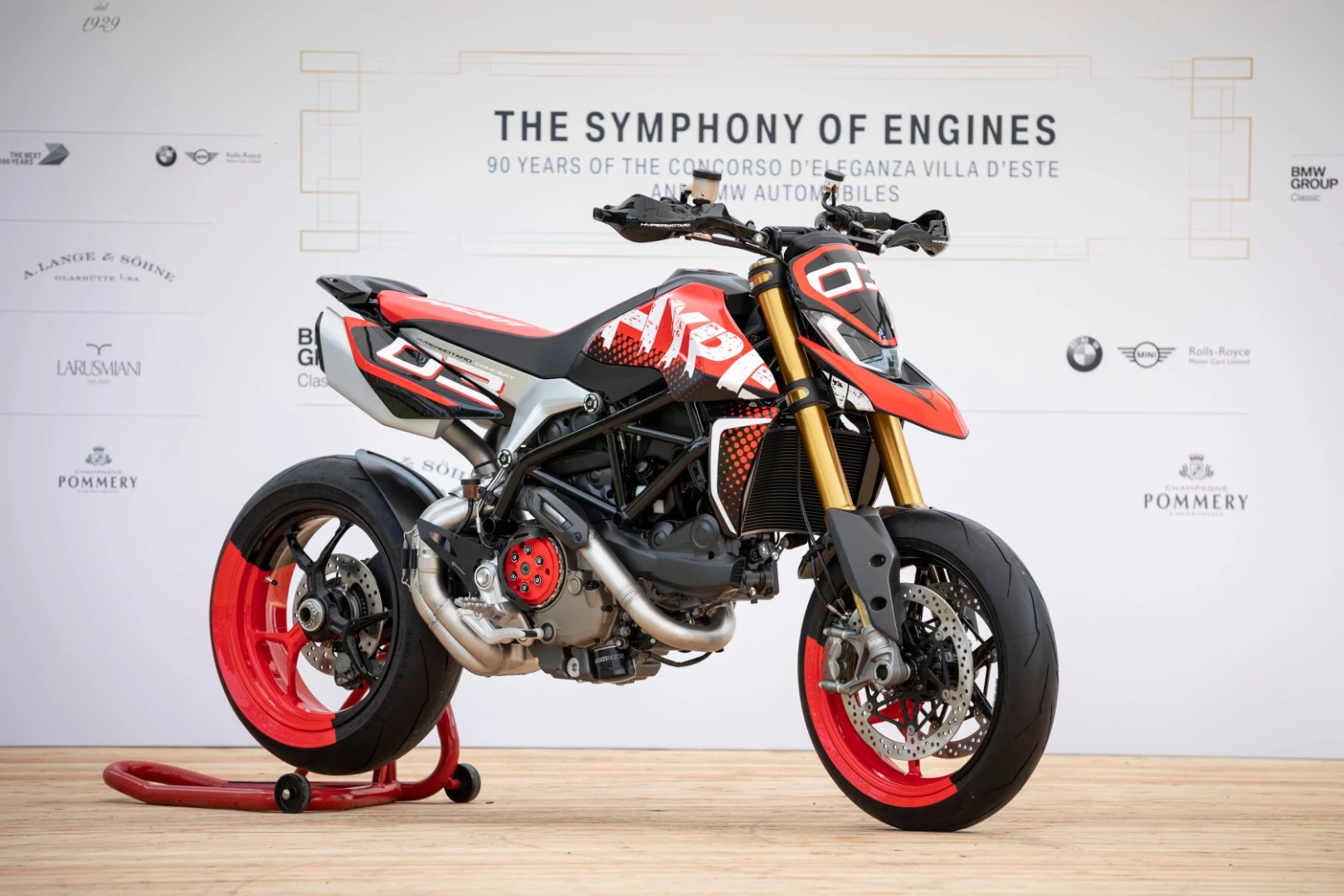 Ducati's 2019 Hypermotard 950 Concept
