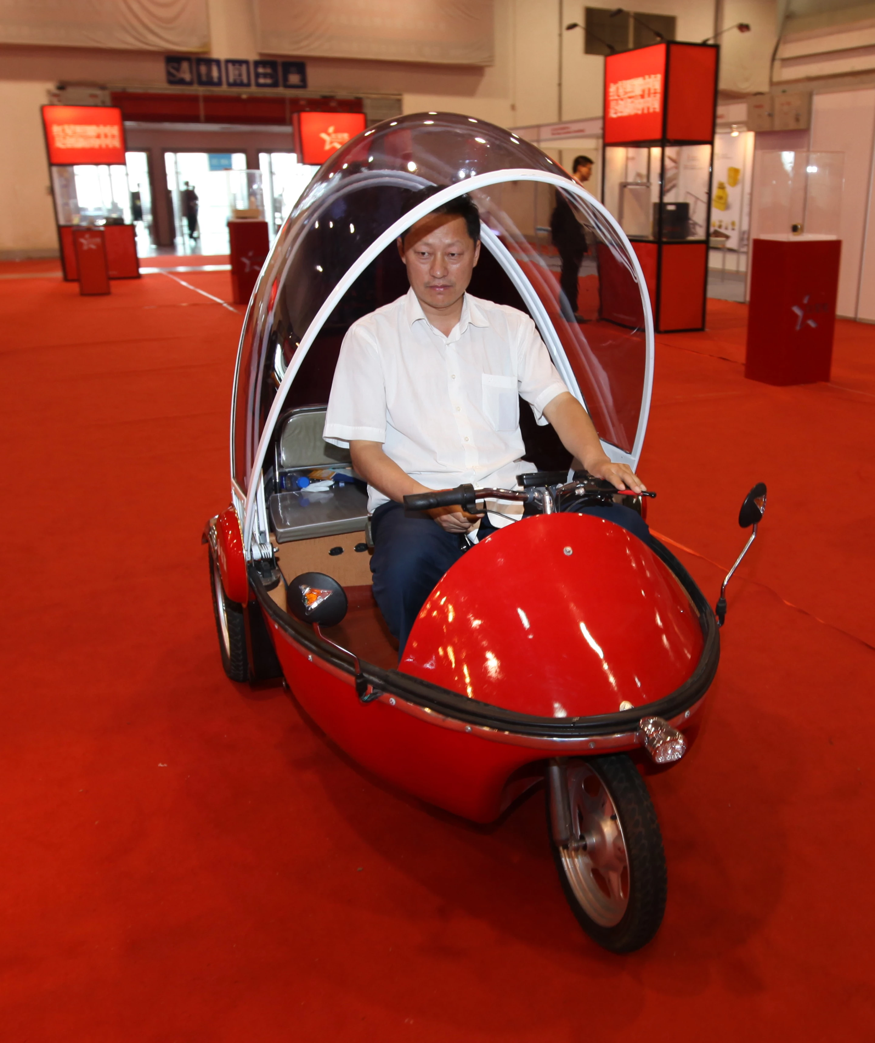 Bubble Bike Us 750 Electric Three Wheeler