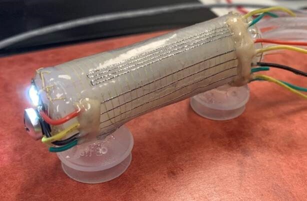 A close look at the prototype – future versions will be untethered