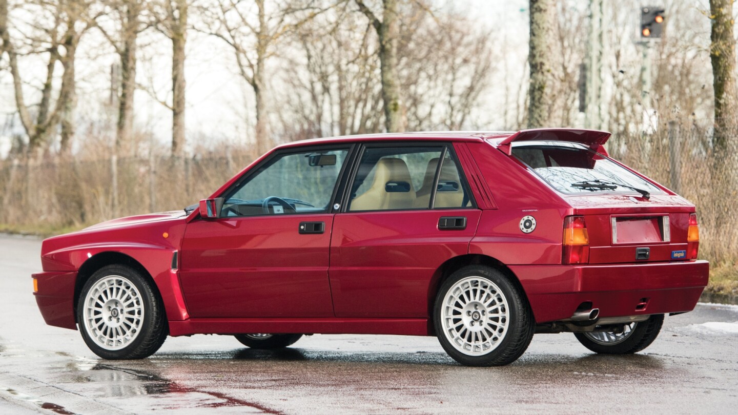 The Lancia Delta Integrale Evoluzione is the last and best homologation special for the Delta Integrale, which won six consecutive World Rally Championships from 1987 to 1992. As one of the most successful rally cars ever built, it spawned many limited edition road cars such as the Martini 5, Martini 6, Verde York, Blu Lagos, Giallo Ginestra and the last, the rarest (just 180) and most highly sought-after series, the famous Dealer's Collection. Sold for $197,737 (€161,000) | RM-Sotheby's | Lot 173 | Auction Description | Estimate: € 90,000 to € 120,000