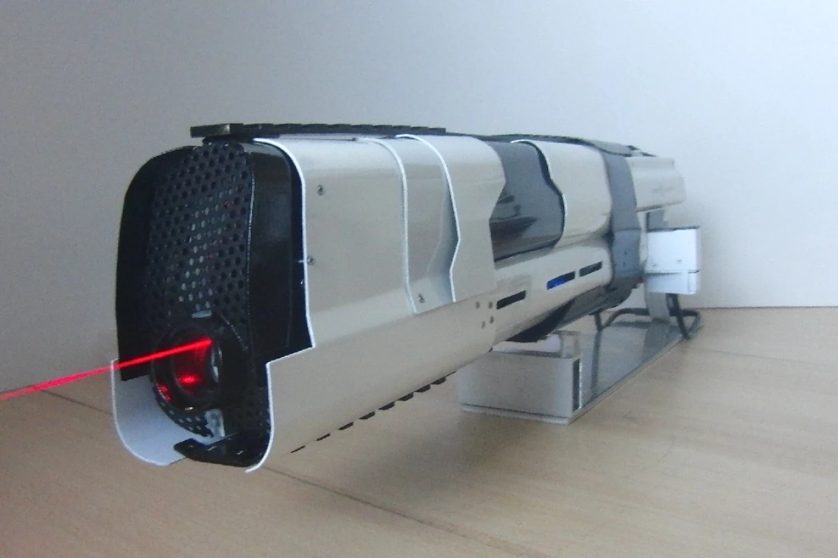 Patrick Priebe's laser rifle could be one heck of a tool for highlighting things in a PowerPoint presentation